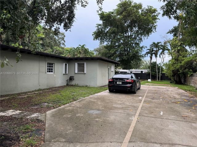 1543 NE 144th Street 1, Miami, FL 33161