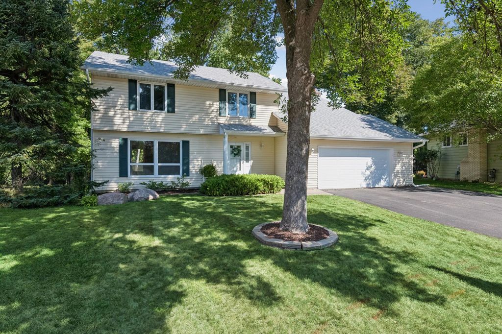 7840 W 100th Street, Bloomington, MN 55438 — exterior