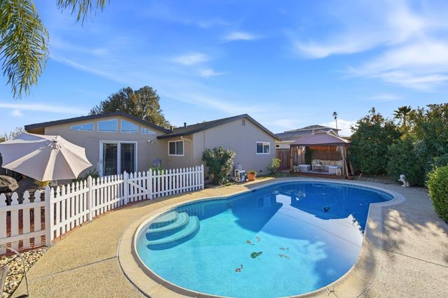 1363 Santa Fe Drive, San Jose, CA 95118