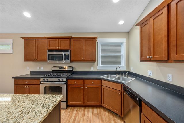 331 Rachaels Way, Spring Lake, MI 49456