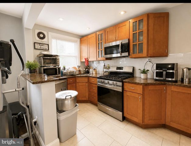 214 DEVEREAUX AVE, Philadelphia, PA 19111