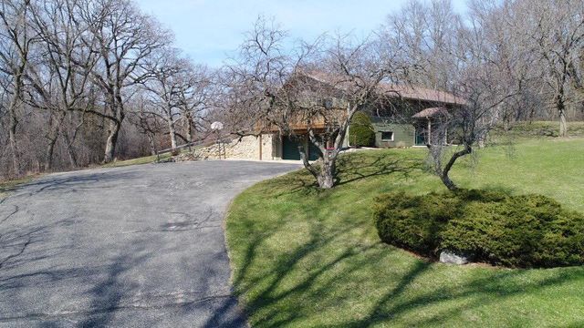 W9498 Highway 18, Cambridge, WI 53523