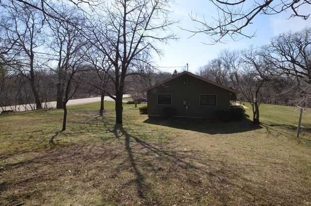 W9498 Highway 18, Cambridge, WI 53523