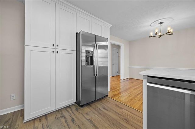 5905 Knotts Neck RD, Suffolk, VA 23435