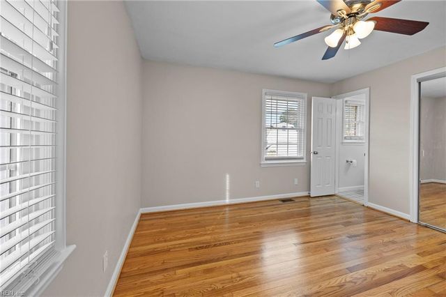 5905 Knotts Neck RD, Suffolk, VA 23435