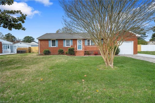 5905 Knotts Neck RD, Suffolk, VA 23435