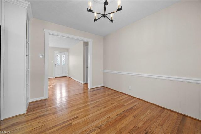 5905 Knotts Neck RD, Suffolk, VA 23435