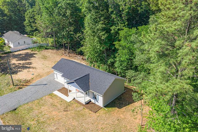 54 BAY POINTE DRIVE, Montross, VA 22520