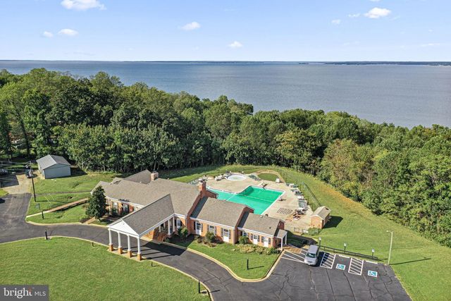 54 BAY POINTE DRIVE, Montross, VA 22520