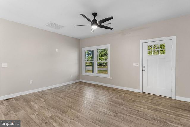 54 BAY POINTE DRIVE, Montross, VA 22520