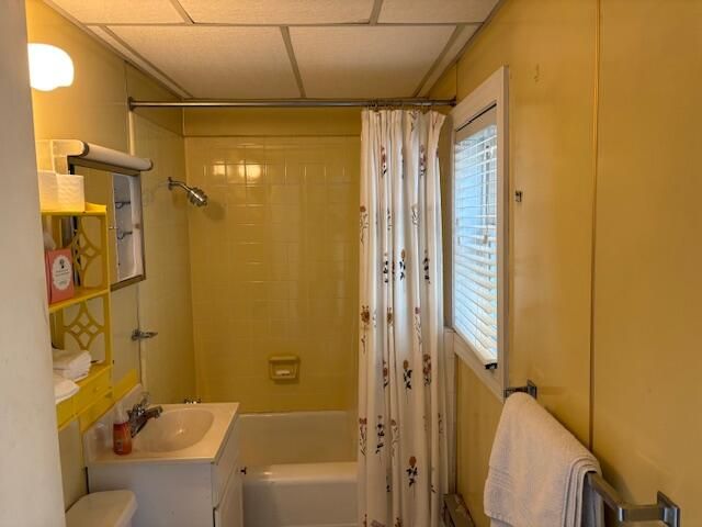 59388 41st Street, Paw Paw, MI 49079