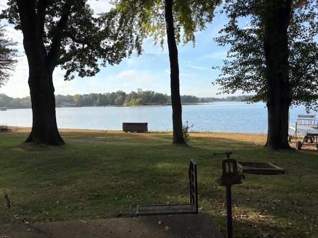 59388 41st Street, Paw Paw, MI 49079