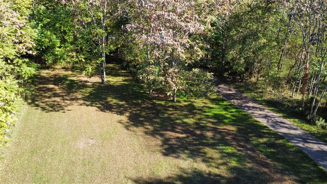 59388 41st Street, Paw Paw, MI 49079
