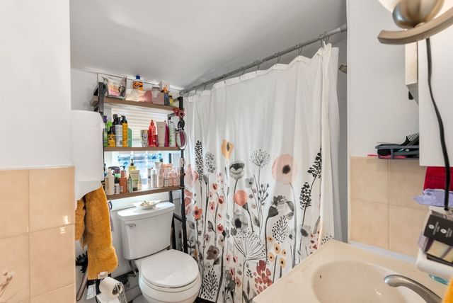 18 Hill View Road, Braintree, MA 02184