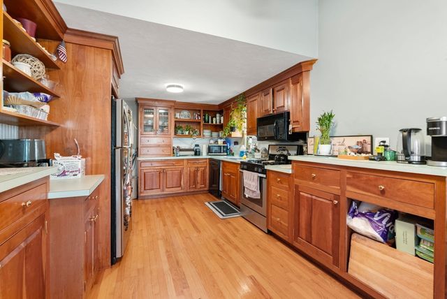 18 Hill View Road, Braintree, MA 02184
