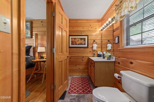 1624 Pinewood Way, Sevierville, TN 37862