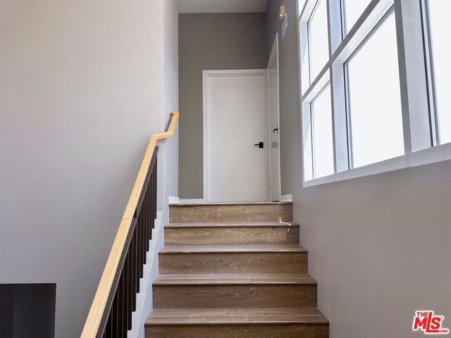 6581 Seabluff Drive 11, Playa Vista, CA 90094