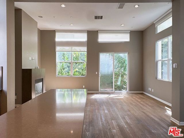 6581 Seabluff Drive 11, Playa Vista, CA 90094