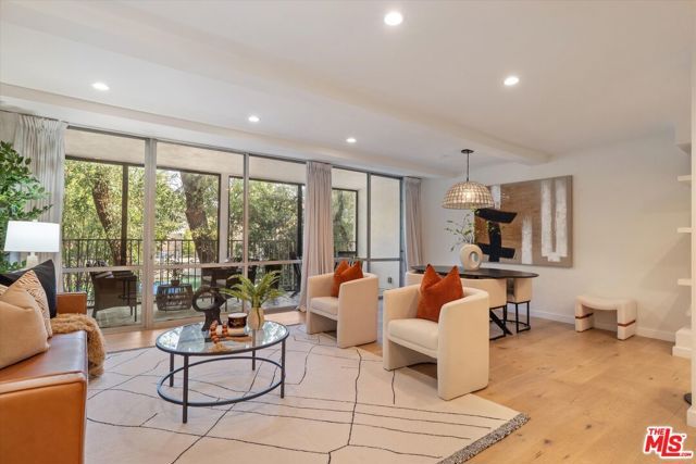 850 N Kings Road 208, West Hollywood, CA 90069