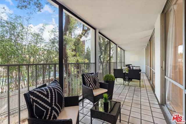 850 N Kings Road 208, West Hollywood, CA 90069