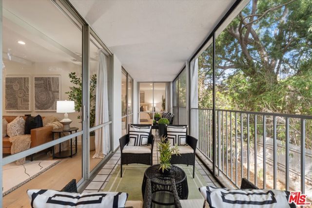 850 N Kings Road 208, West Hollywood, CA 90069