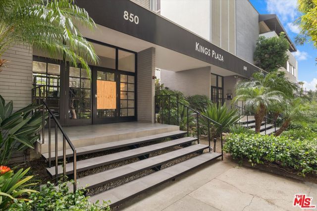 850 N Kings Road 208, West Hollywood, CA 90069