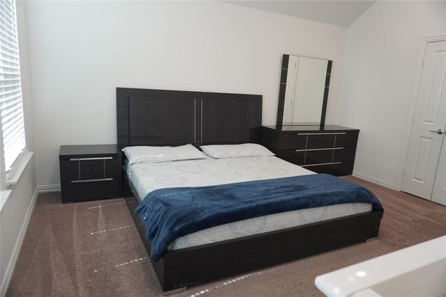 2046 Hollowcreek Trail, Lewisville, TX 75010