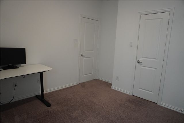 2046 Hollowcreek Trail, Lewisville, TX 75010