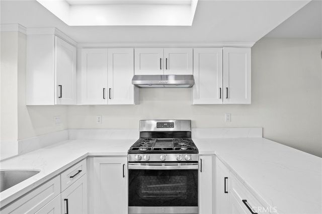921 Boon Place A, Corona, CA 92881