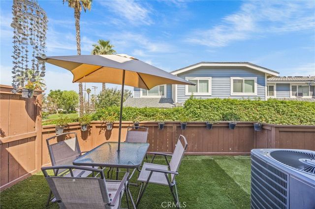 921 Boon Place A, Corona, CA 92881