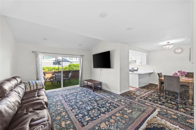 921 Boon Place A, Corona, CA 92881