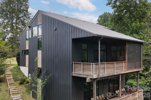 40 Malvern Walk, Asheville, NC 28806