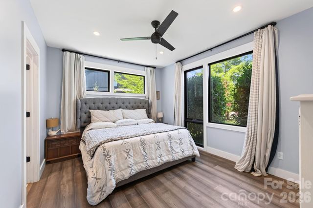 40 Malvern Walk, Asheville, NC 28806