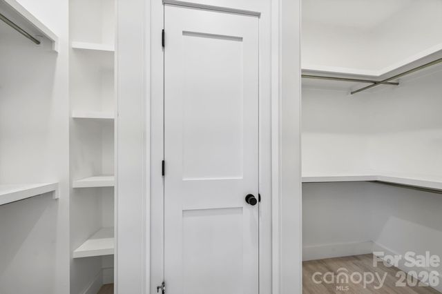 40 Malvern Walk, Asheville, NC 28806