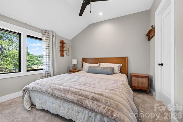 40 Malvern Walk, Asheville, NC 28806