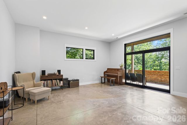 40 Malvern Walk, Asheville, NC 28806