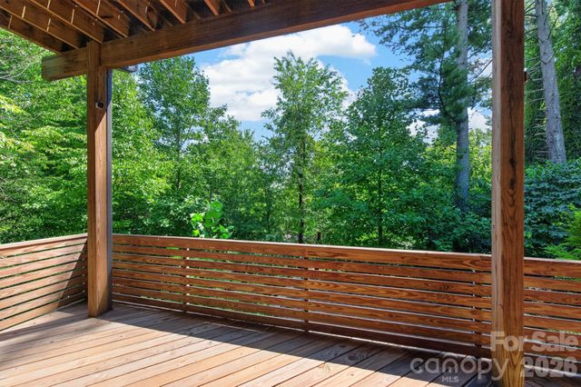 40 Malvern Walk, Asheville, NC 28806