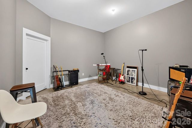 40 Malvern Walk, Asheville, NC 28806