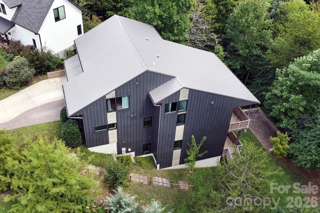 40 Malvern Walk, Asheville, NC 28806