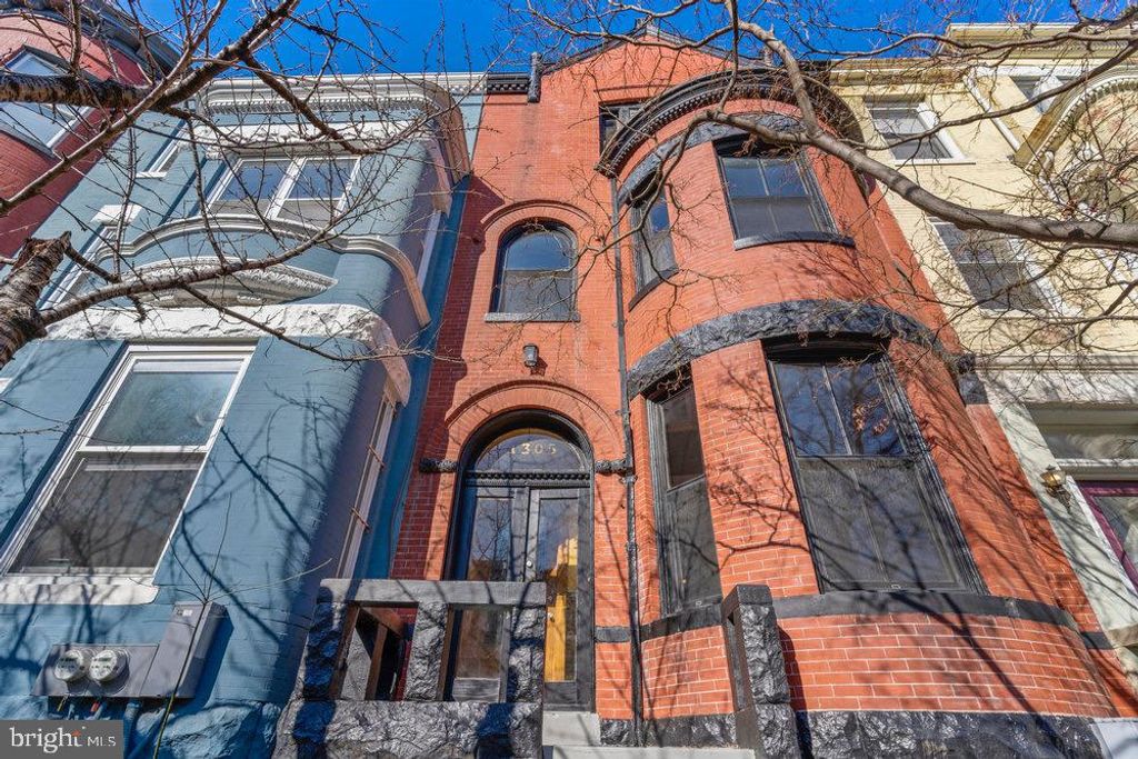 1305 FAIRMONT ST NW, Washington, DC 20009