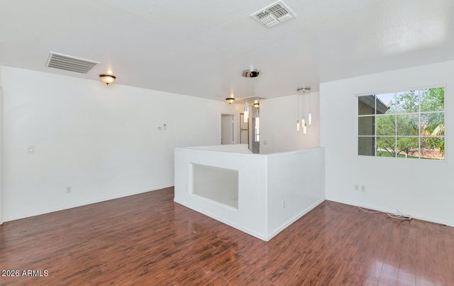 7775 N 57TH Avenue, Glendale, AZ 85301