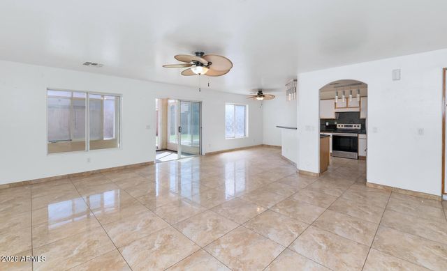 7775 N 57TH Avenue, Glendale, AZ 85301