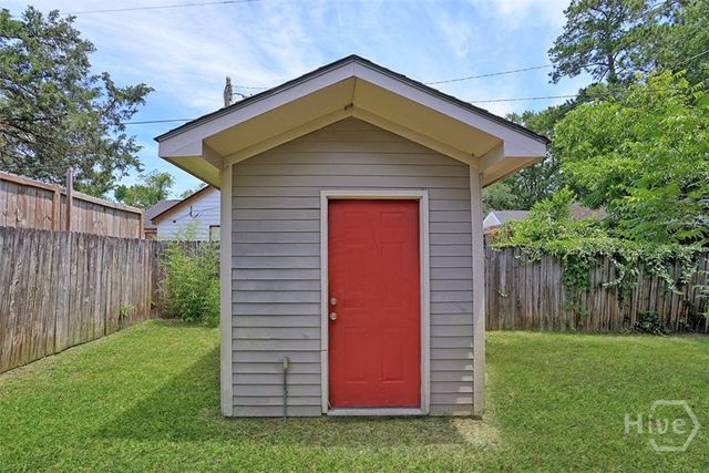 912 E 37th Street, Savannah, GA 31401