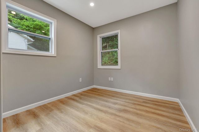 1945 New Hackensack Road, Poughkeepsie, NY 12603