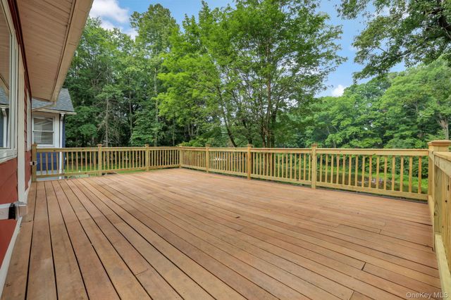 1945 New Hackensack Road, Poughkeepsie, NY 12603