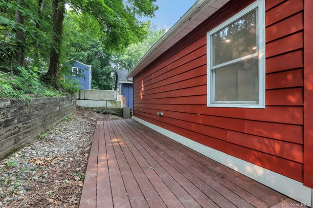 1945 New Hackensack Road, Poughkeepsie, NY 12603