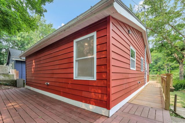 1945 New Hackensack Road, Poughkeepsie, NY 12603