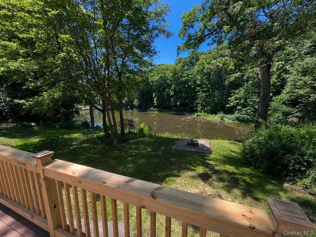 1945 New Hackensack Road, Poughkeepsie, NY 12603