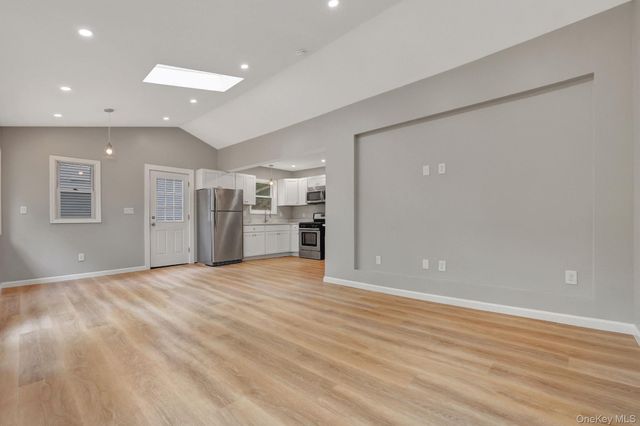 1945 New Hackensack Road, Poughkeepsie, NY 12603