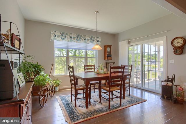 2717 PIN OAK DR, Harrisburg, PA 17112